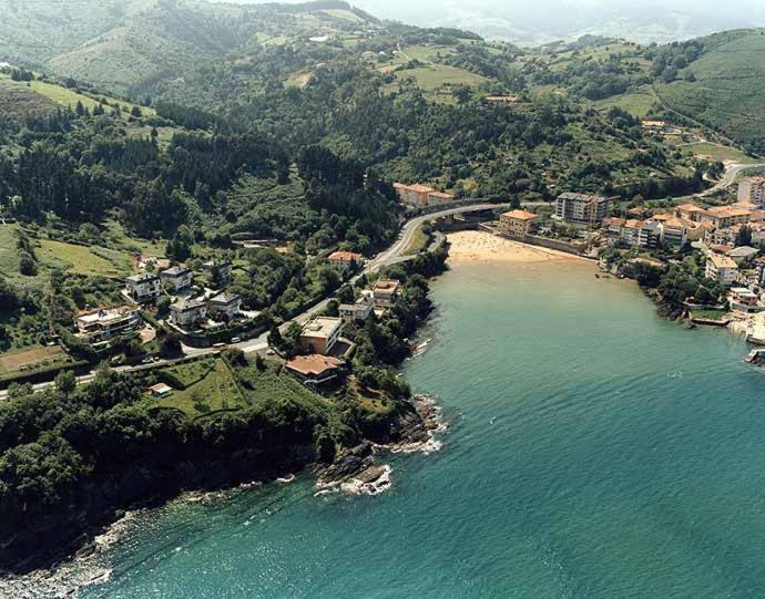 Plazuela Sta Catalina I En Mundaka Con Parking By Kabia Gestion Apartment Екстериор снимка